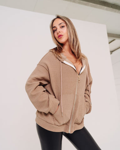 Felpa beige donna con cappuccio made in Italy